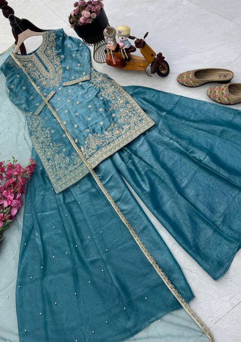 Teal Embroidered Silk Blend Kurta Set - Indya
