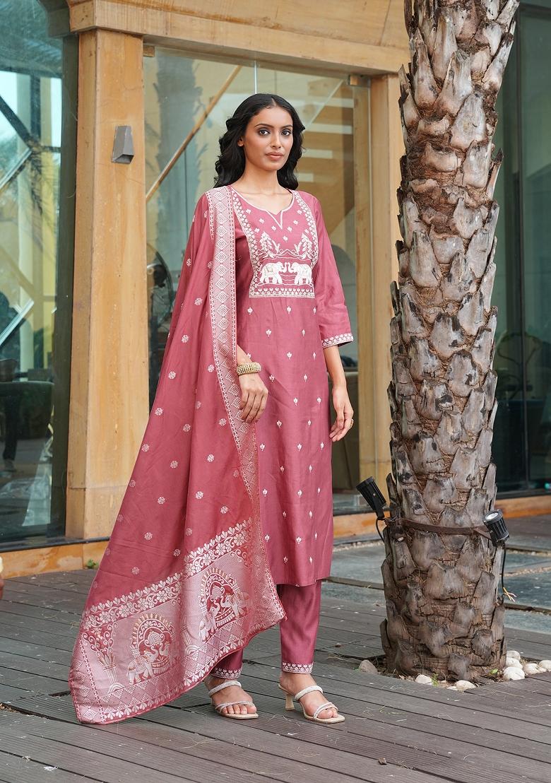 Peach Embroidered Vatican Kurta Set - Indya