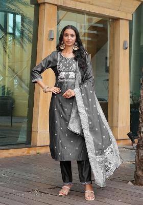 Grey Embroidered Vatican Kurta Set