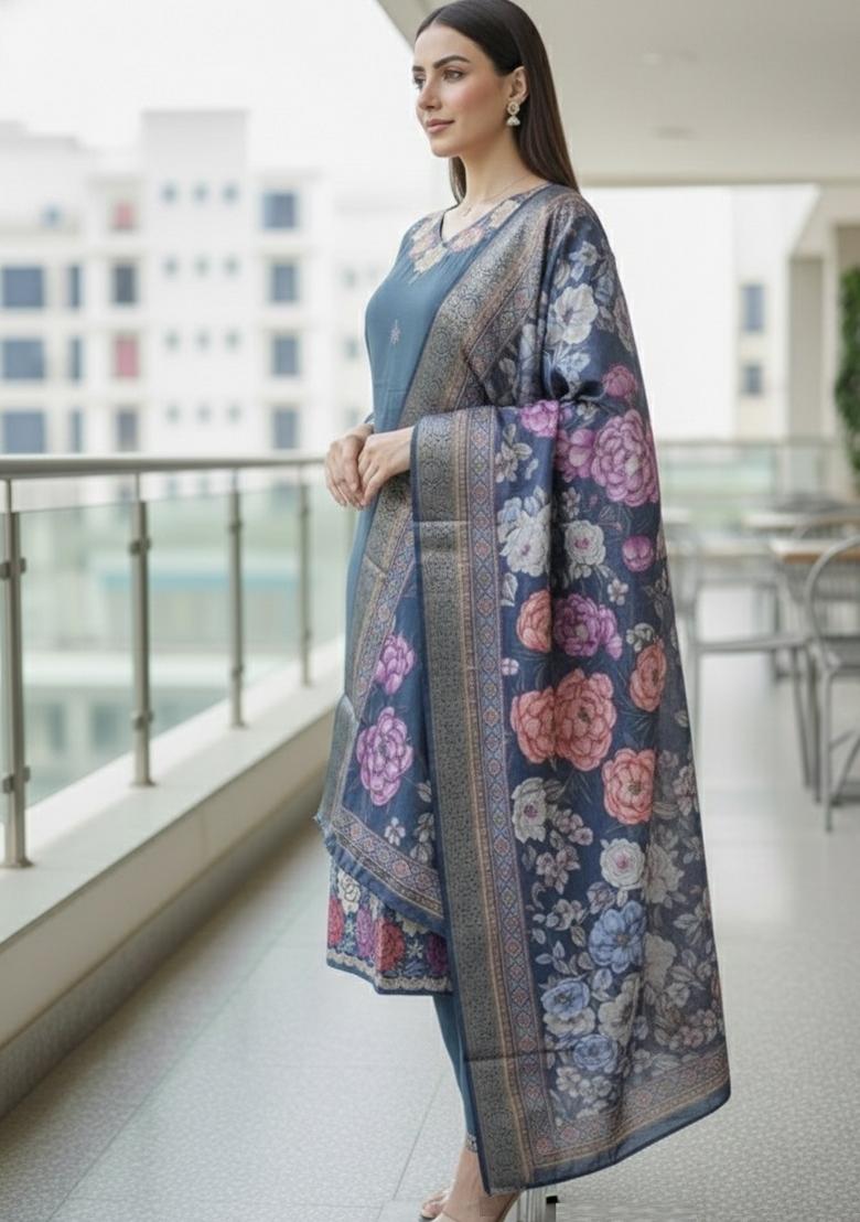 Aqua Blue Embroidered Silk Blend Kurta Set - Indya