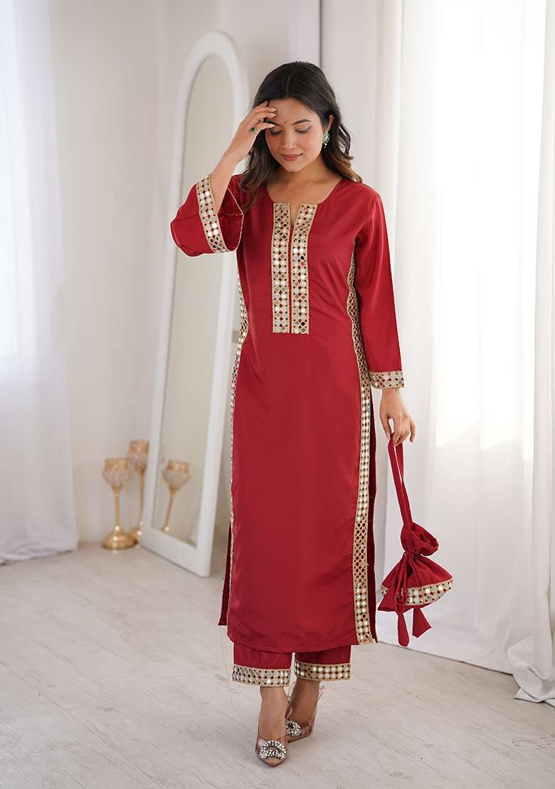 Maroon Mirror Work Crepe Kurta Set - Indya