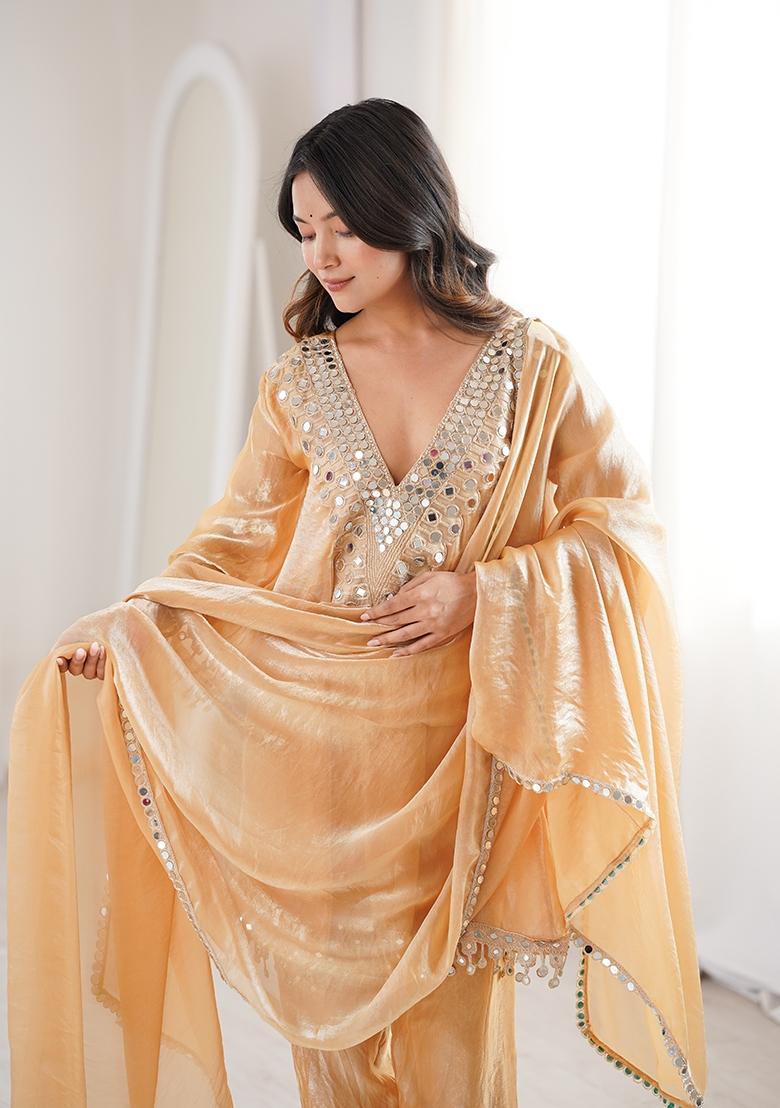 Chiku Embroidered Fendy Kurta Set - Indya