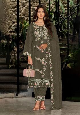 Green Embroidered Georgette Kurta Set