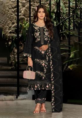 Black Embroidered Georgette Kurta Set