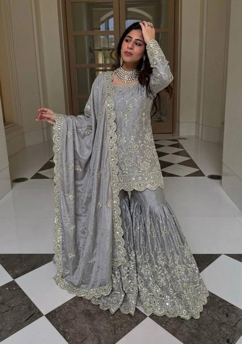 Grey Embroidered Silk Blend Kurta Set - Indya