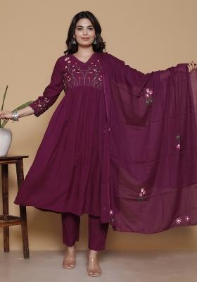 Maroon Embroidered Rayon Kurti Set
