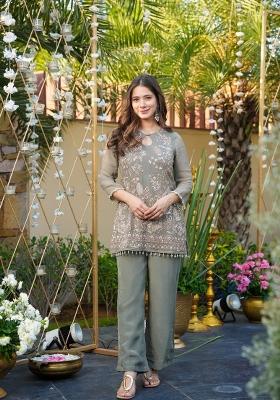 Grey Embroidered Tussar Kurta Set
