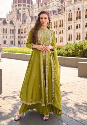 Mehendi Embroidered Silk Blend Kurta Set