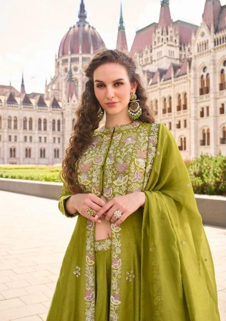 Mehendi Embroidered Silk Blend Kurta Set - Indya