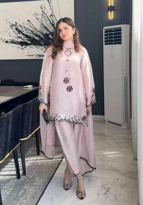 Lite Peach Embroidered Crepe Kurta Set