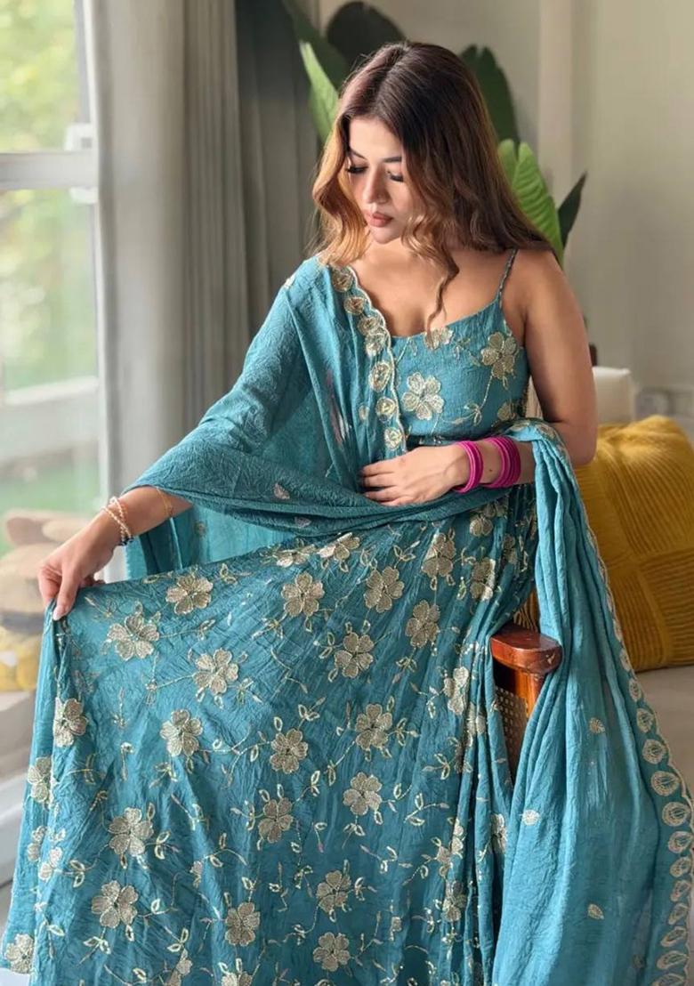 Rama Embroidered Silk Blend Kurta Set - Indya