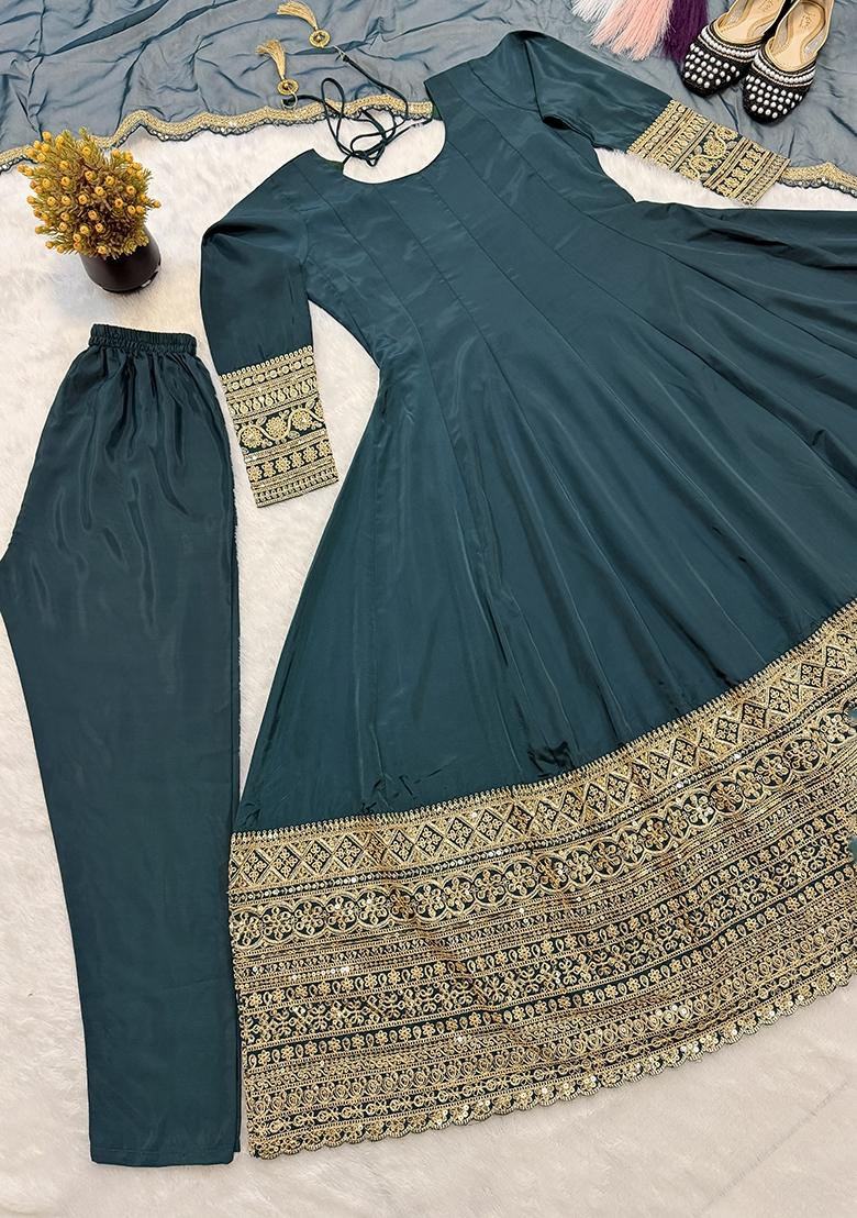 Dark Green Embroidered Crepe Kurta Set - Indya