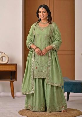 Green Embroidered Crepe Kurta Set