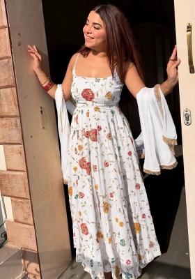 White Embroidered Silk Blend Kurta Set
