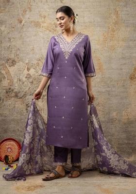 Lavender Embroidered Silk Blend Kurta Set
