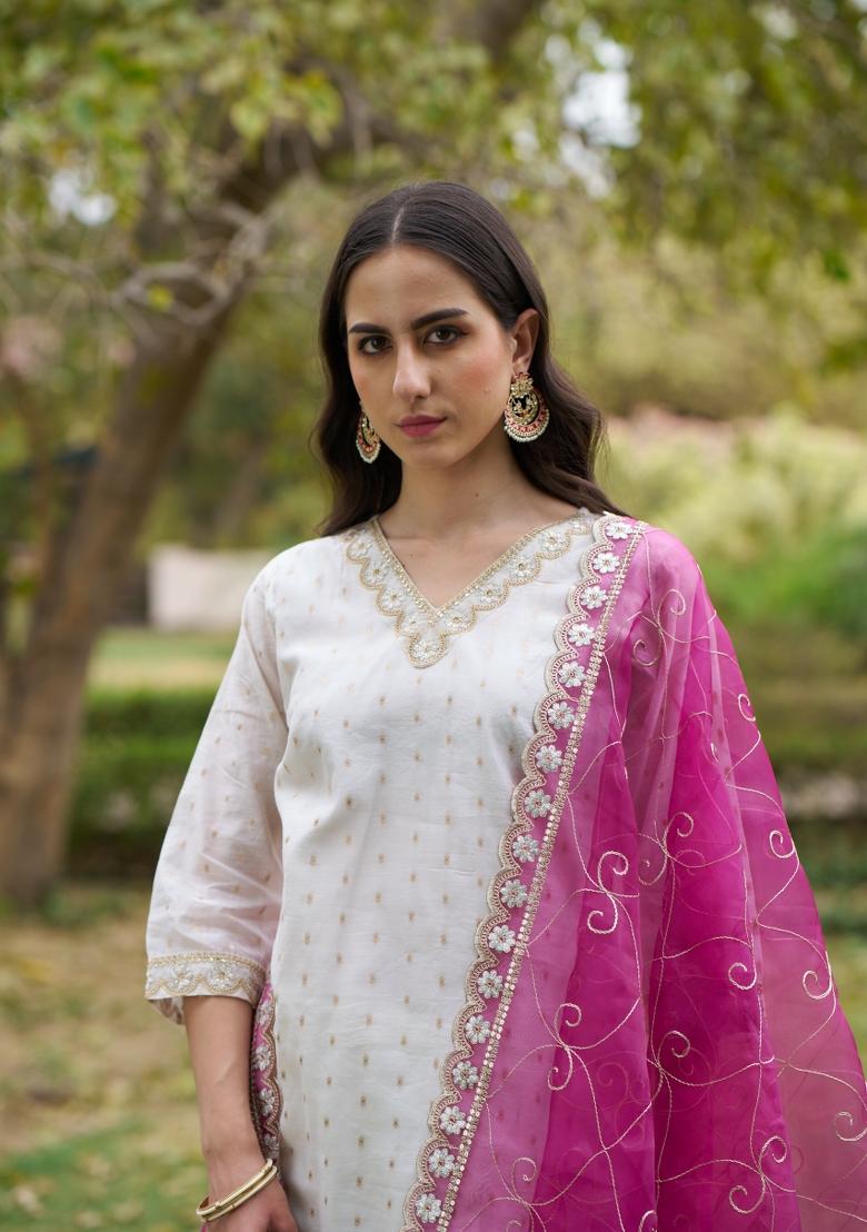 White Embroidered Silk Blend Kurta Set - Indya