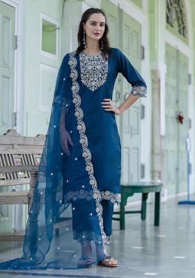 Teal Embroidered Silk Blend Kurta Set