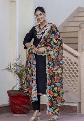 Black Embroidered Silk Blend Kurta Set