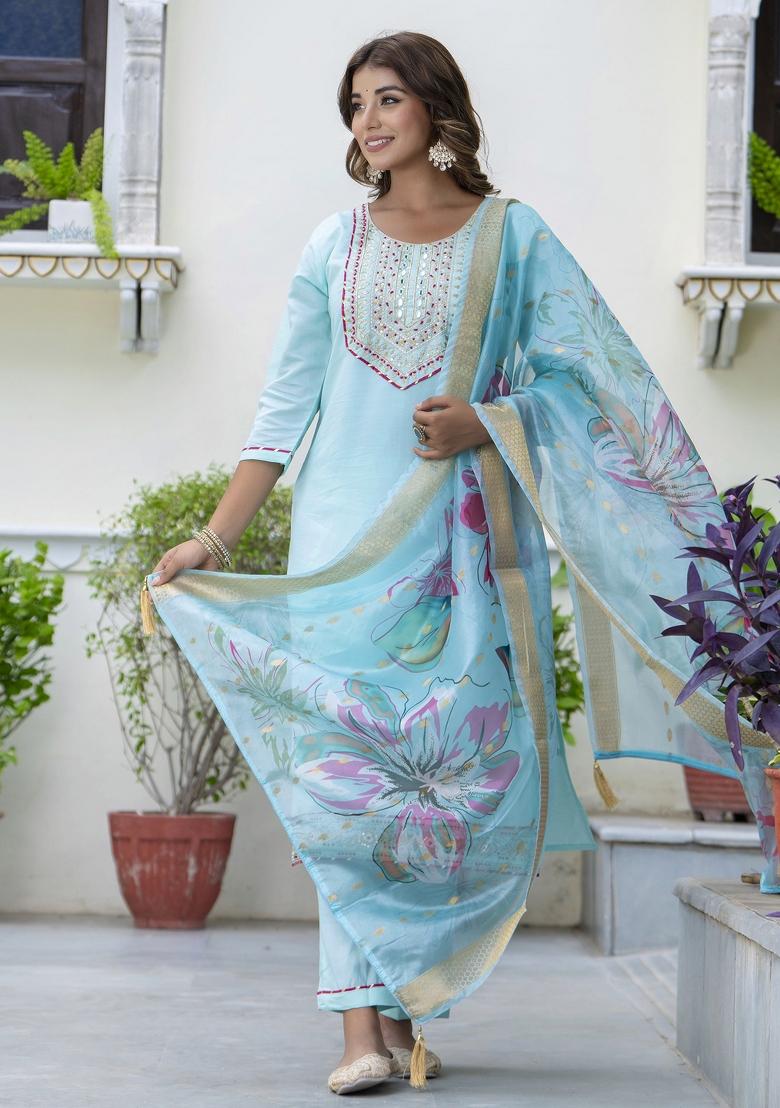 Sea Green Embroidered Silk Blend Kurta Set - Indya