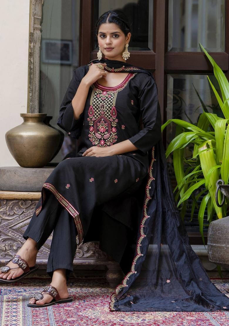 Black Embroidered Silk Blend Kurta Set - Indya