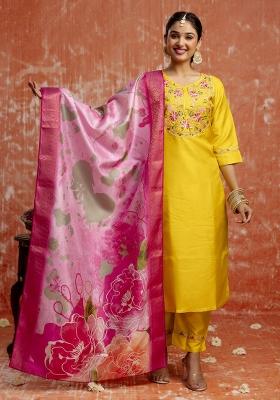 Yellow Printed Silk Blend Kurta Set