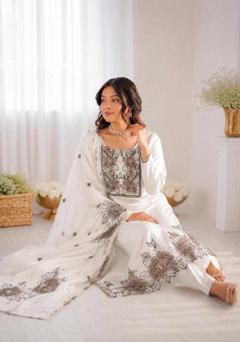 Off White Embroidered Silk Pakistani Suit Set - Indya