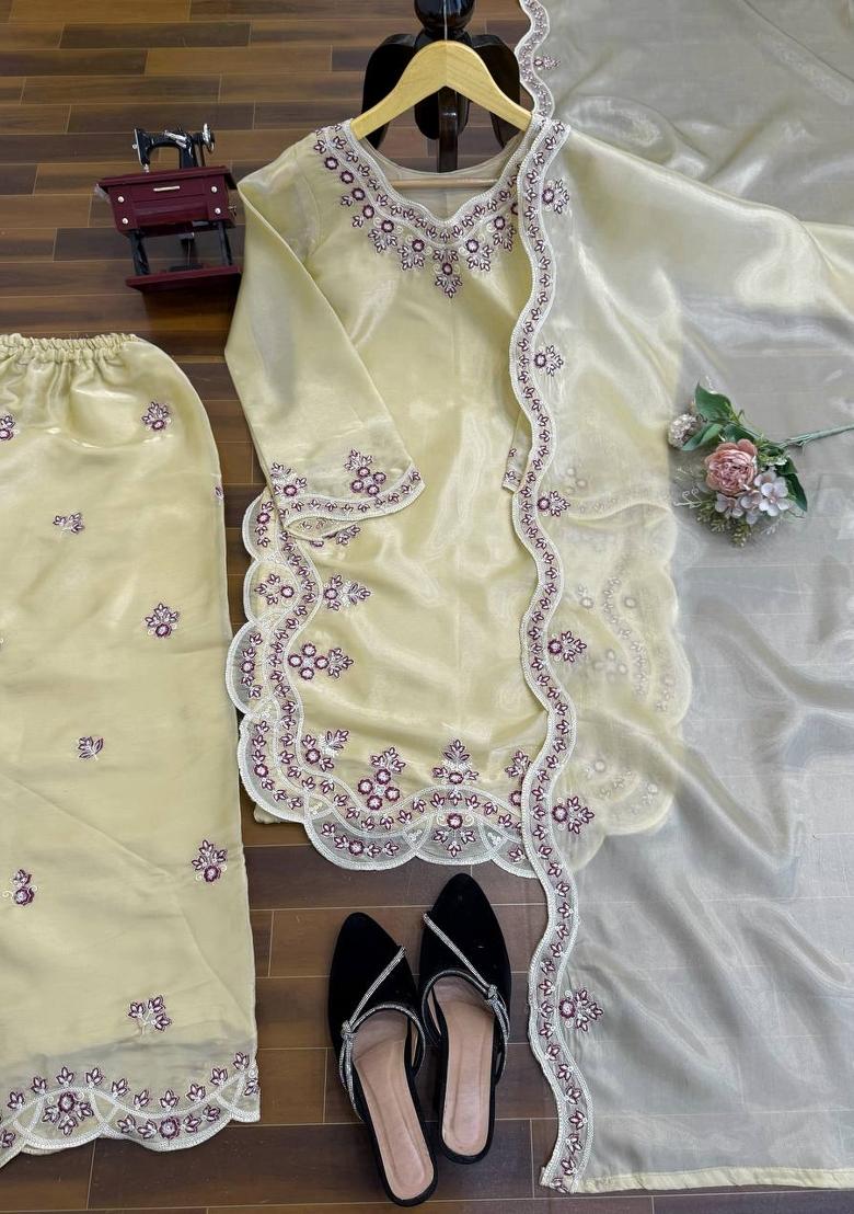 Cream Embroidered Silk Pakistani Suit Set - Indya
