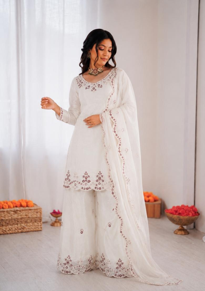 Off White Embroidered Silk Pakistani Suit Set - Indya