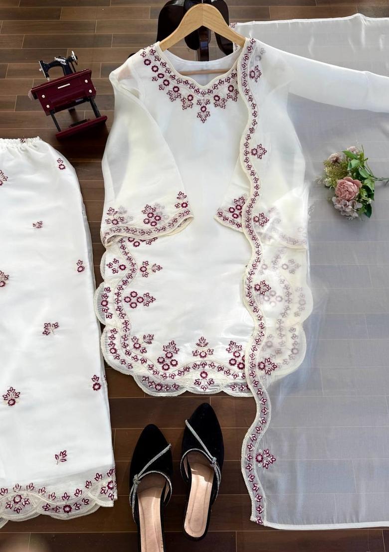 Off White Embroidered Silk Pakistani Suit Set - Indya