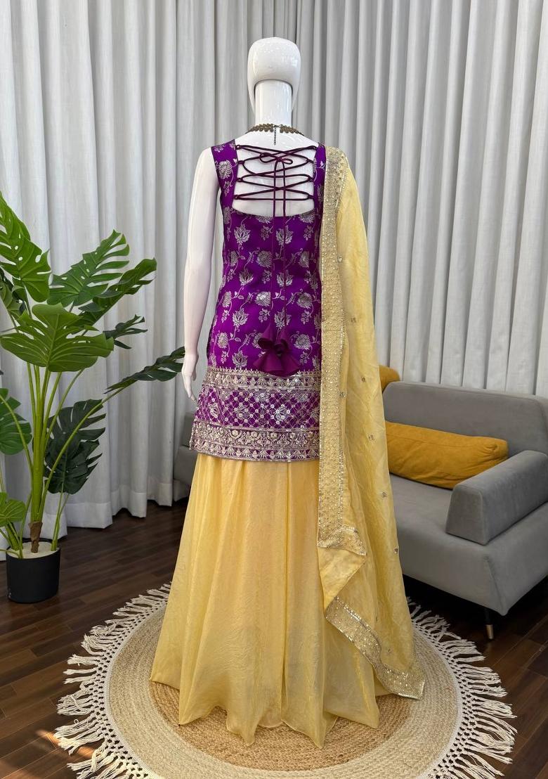 Cream Embroidered Jacquard Pakistani Suit Set - Indya