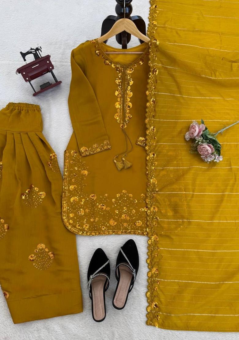Yellow Embroidered Silk Pakistani Suit Set - Indya