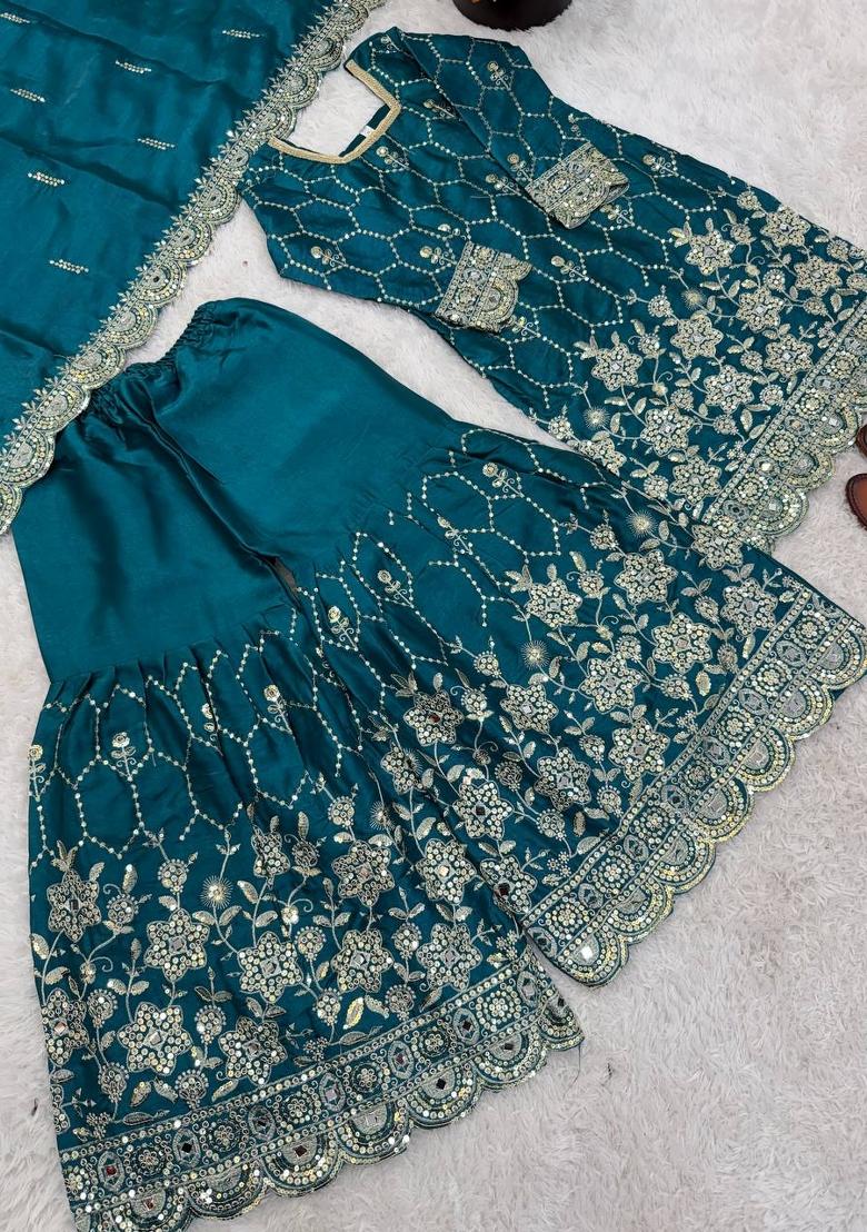 Teal Embroidered Silk Blend Kurta Set - Indya