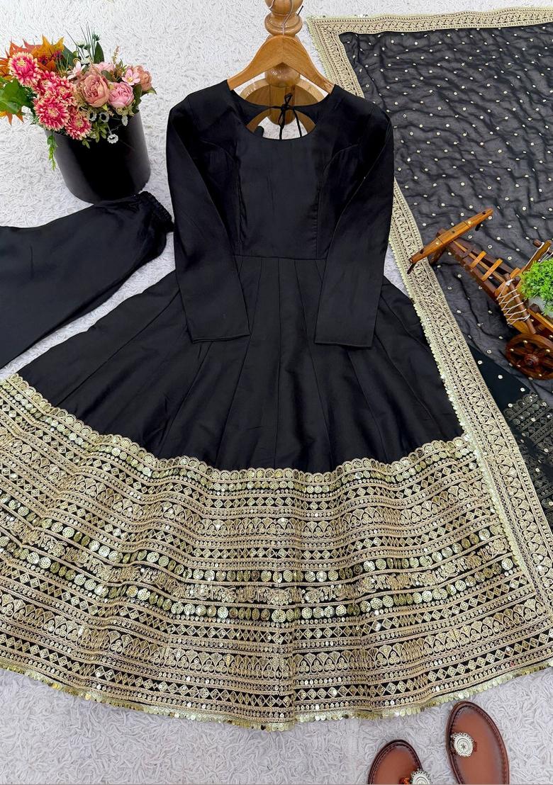 Black Embroidered Cotton Kurta Set - Indya