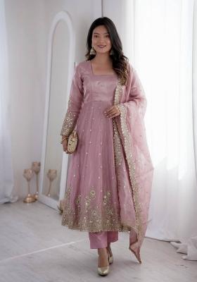 Baby Pink Embroidered Cotton Kurta Set