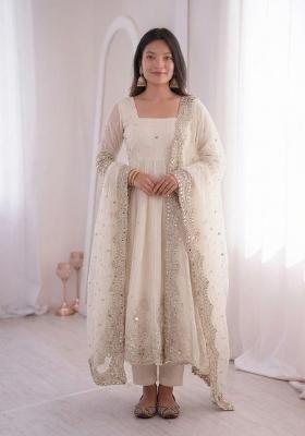 White Embroidered Cotton Kurta Set