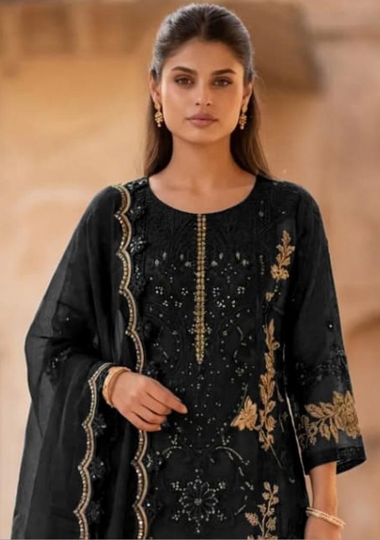 Black Embroidered Crunchy Kurta Set - Indya