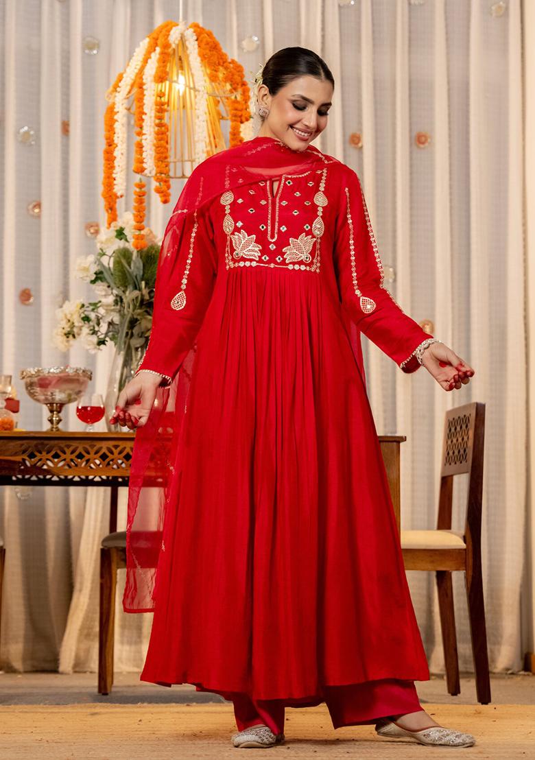 Red Embroidered Silk Blend Kurta Set - Indya