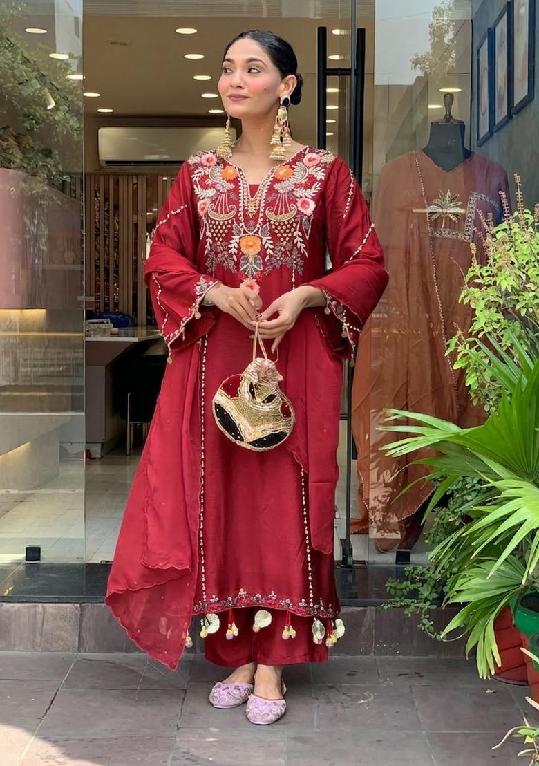 Maroon Embroidered Chanderi Kurta Set - Indya