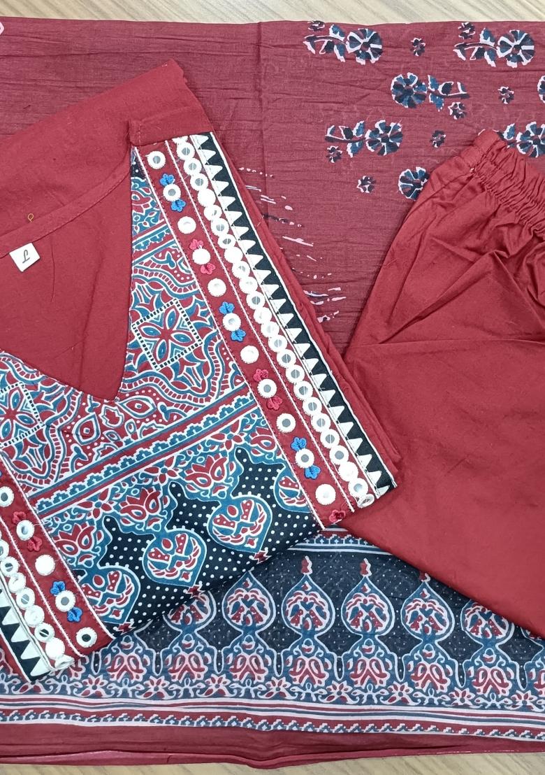 Maroon Embroidered Cotton Kurta Set - Indya