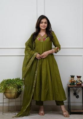 Green Embroidered Cotton Kurta Set