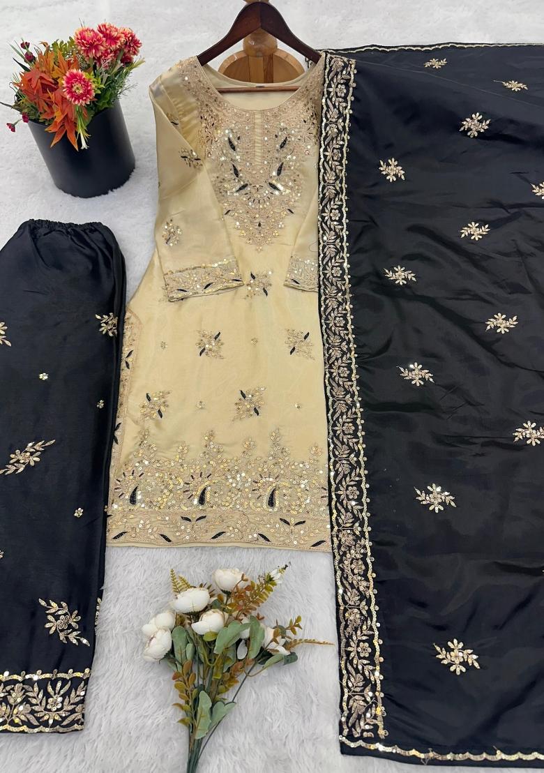 Black Embroidered Silk Blend Kurta Set - Indya