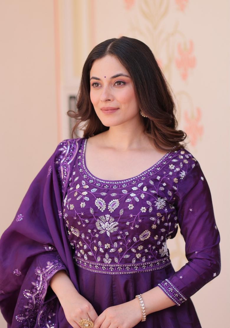 Violet Embroidered Silk Blend Kurta With Dupatta - Indya
