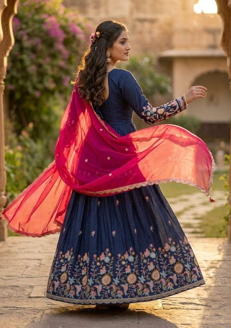 Navy Blue Zari Work Silk Blend Kurta With Dupatta - Indya