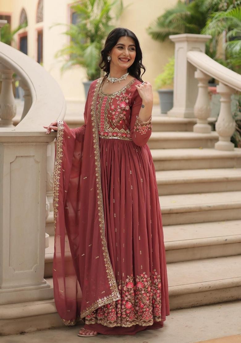 Dark Peach Embroidered Georgette Kurta Set - Indya
