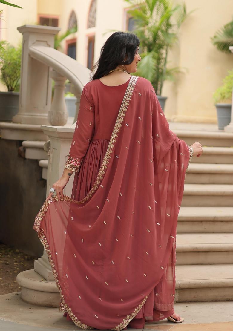 Dark Peach Embroidered Georgette Kurta Set - Indya