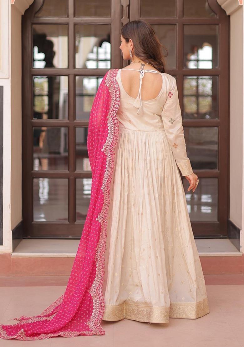 White Embroidered Silk Blend Kurta With Dupatta - Indya