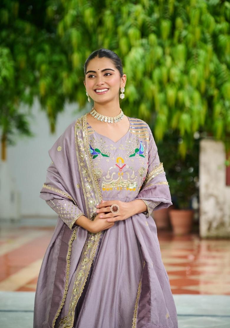 Lavender Embroidered Silk Blend Kurta With Dupatta - Indya