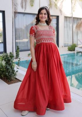 Red Embroidered Silk Blend Kurta