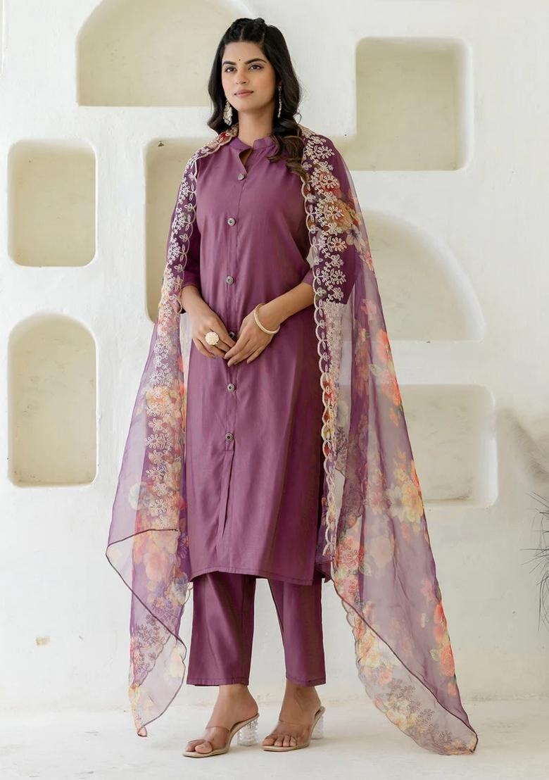 Maroon Embroidered Silk Blend Kurta Set - Indya