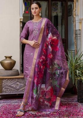Lavender Embroidered Silk Blend Kurta Set
